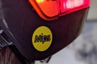 MIPS logo fietshelm